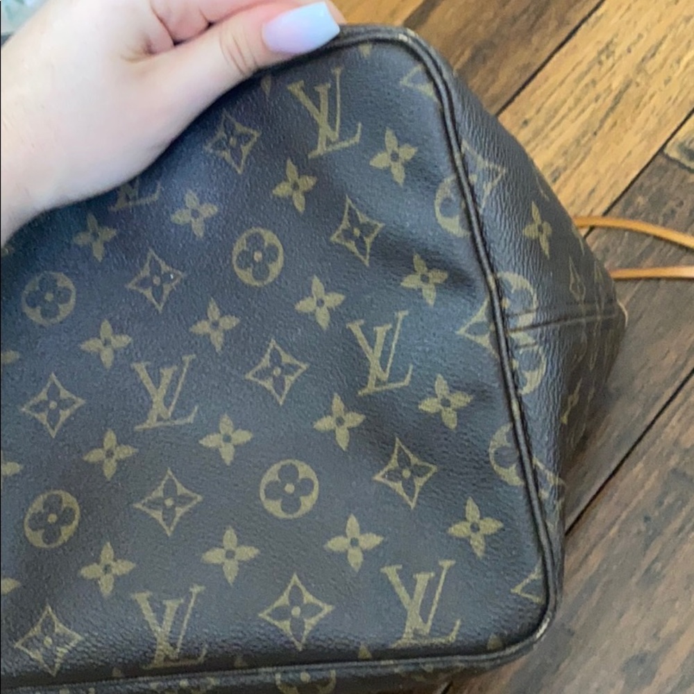 Louis Vuitton Neverful GM - Picture 13 of 16